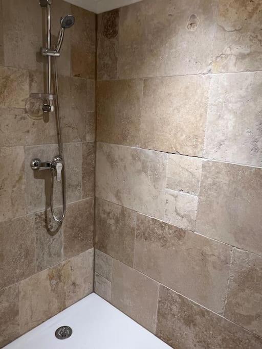 4M Studio Apartment Jouques Ngoại thất bức ảnh